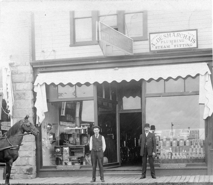 Photo of the Brumpton Store circa 1900s