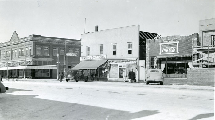 Photo of Home Grill restaurant building