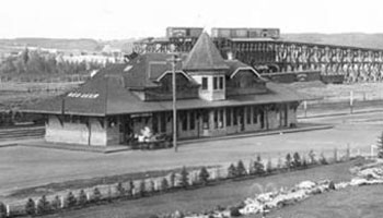 Picture from 1910 of CPR Station and Park.