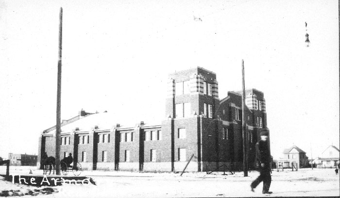 Photo of Red Deer Armoury building circa 1914-1916
