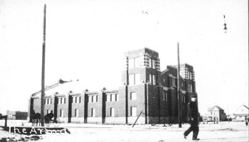 Photo of Red Deer Armoury building circa 1914-1916